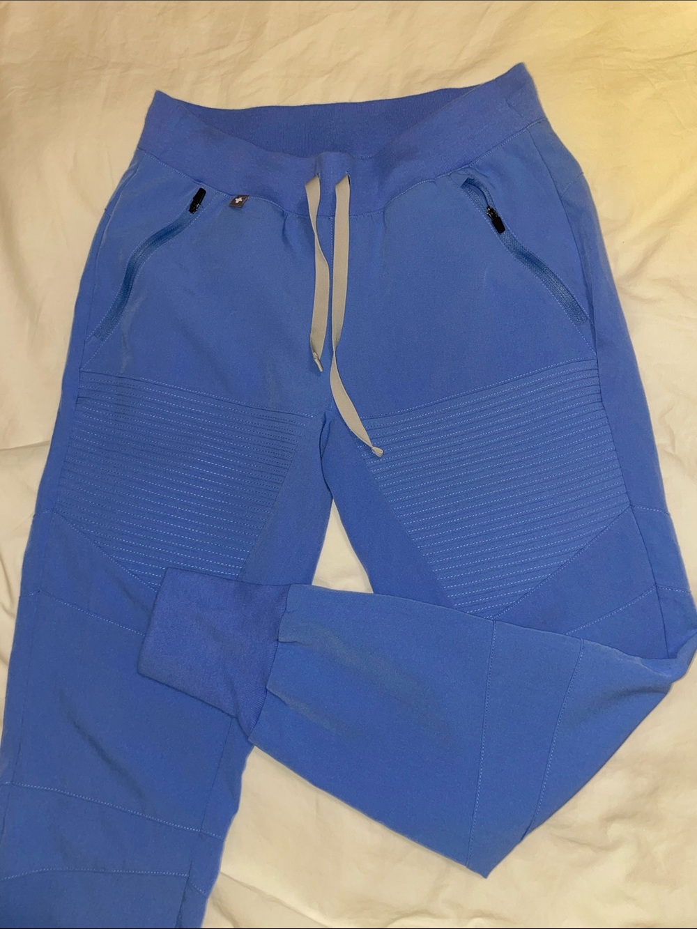 Figs Women’s Limited Edition Jogger scrub pants size XS